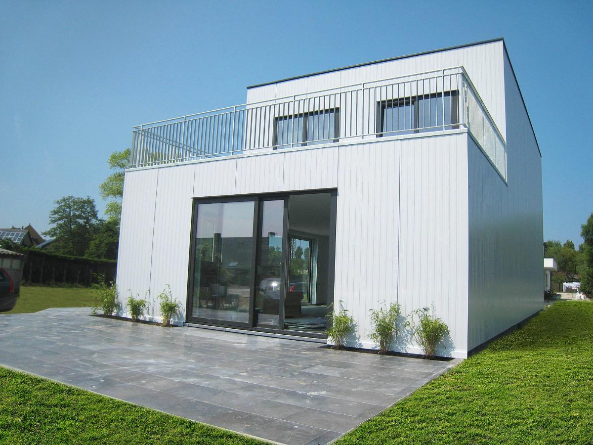 JI Wall PIR - Panels - House Belgium - Front view 1